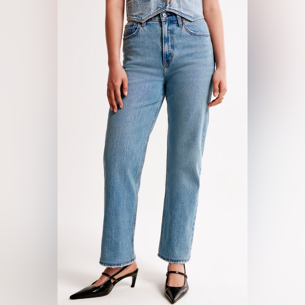 Abercrombie & Fitch Women's Blue Straight Leg Jeans